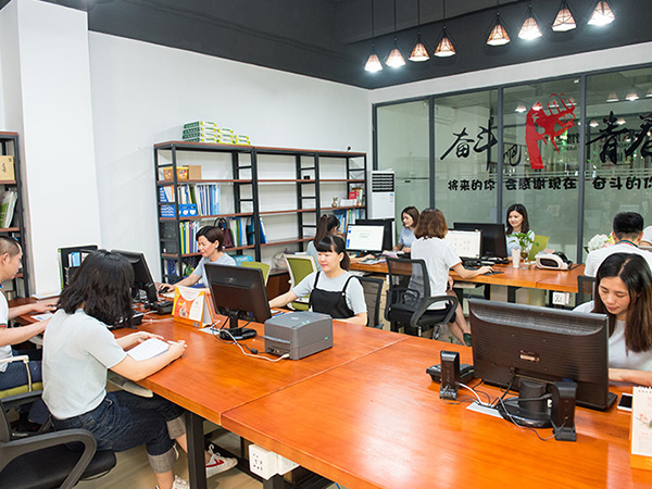 榴莲网站视频APP金属-办公室